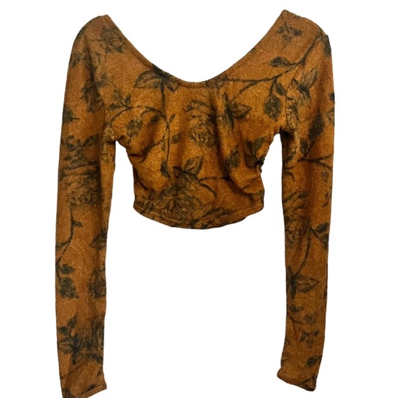 Urban Outfitters Mustard Floral Pajama Set - Picture 4 of 10